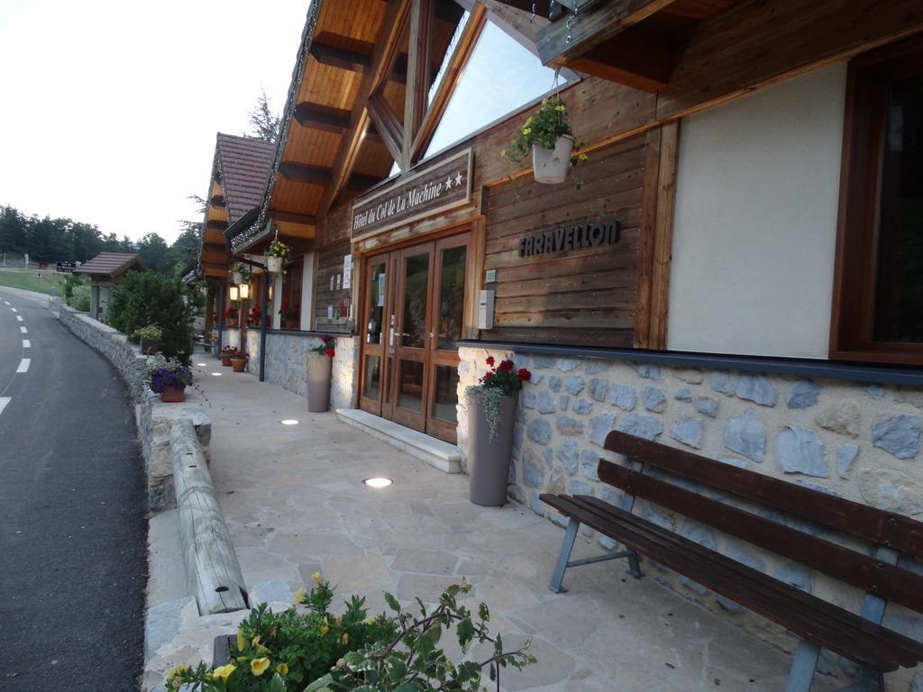 Hotel Du Col De La Machine Сан-Жан-ан-Ройан Екстериор снимка
