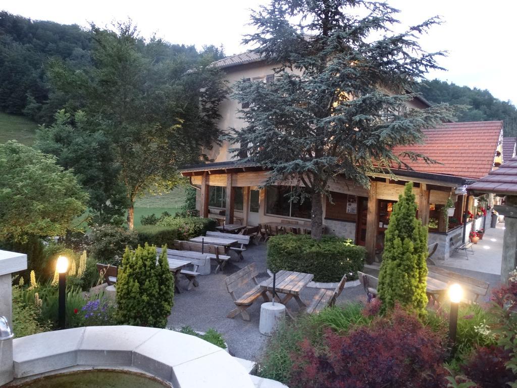 Hotel Du Col De La Machine Сан-Жан-ан-Ройан Екстериор снимка